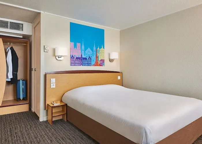 Hotel Kyriad Direct Lyon Sud - Chasse-sur-rhône 2*