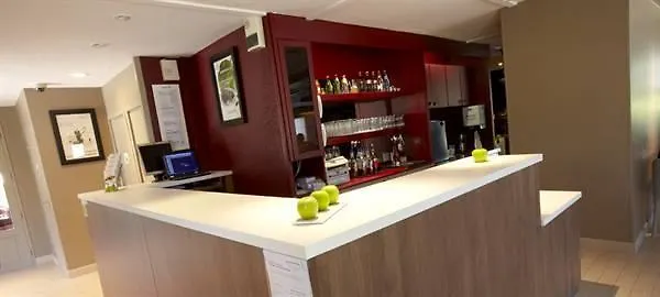 Hotel Kyriad Direct Lyon Sud - Chasse-sur-rhône 2*