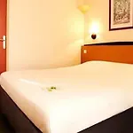 Hotel Kyriad Direct Lyon Sud -