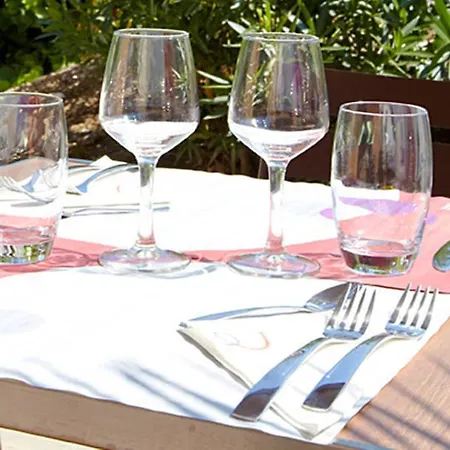 Kyriad Direct Lyon Sud - Chasse-sur-rhône Hotel