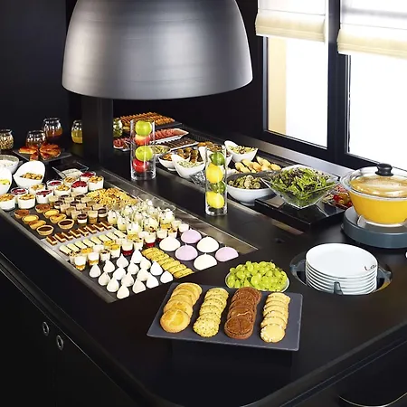 Kyriad Direct Lyon Sud - Hotel