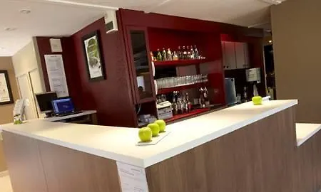 Hotel Kyriad Direct Lyon Sud - Chasse-sur-rhône 2*