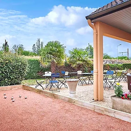 Kyriad Direct Lyon Sud - Chasse-sur-rhône Hotel