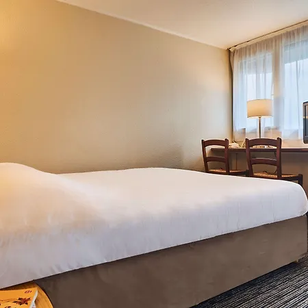 Kyriad Direct Lyon Sud -